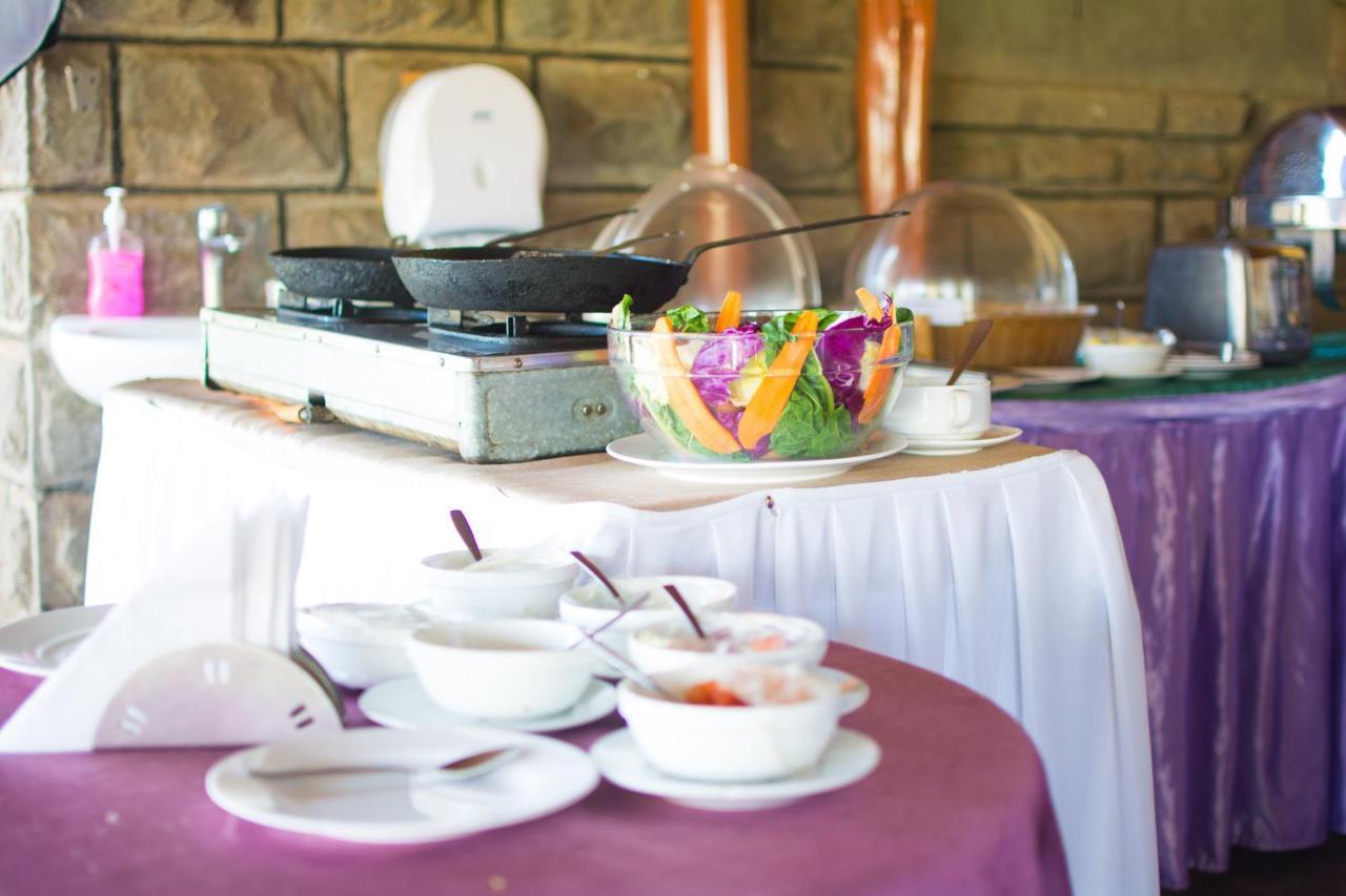 Burch'S Resort Naivasha Camping Esterno foto